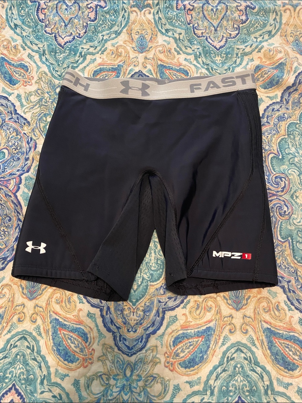 Under Armour Girls Black Fastpitch Sliding/ Compression Shorts